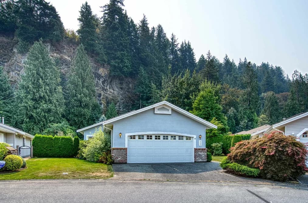 200 6001 PROMONTORY ROAD, Chilliwack, BC — Residential for Sale - Main Photo