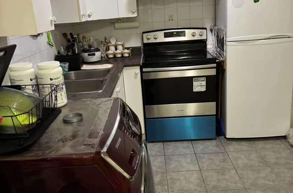 2000 EAST 2ND AVENUE, Vancouver BC V5M 1E3 - Photo 1