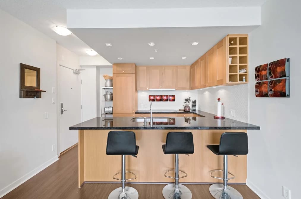 2001 821 CAMBIE STREET, Vancouver, BC — Residential for Sale - Main Photo