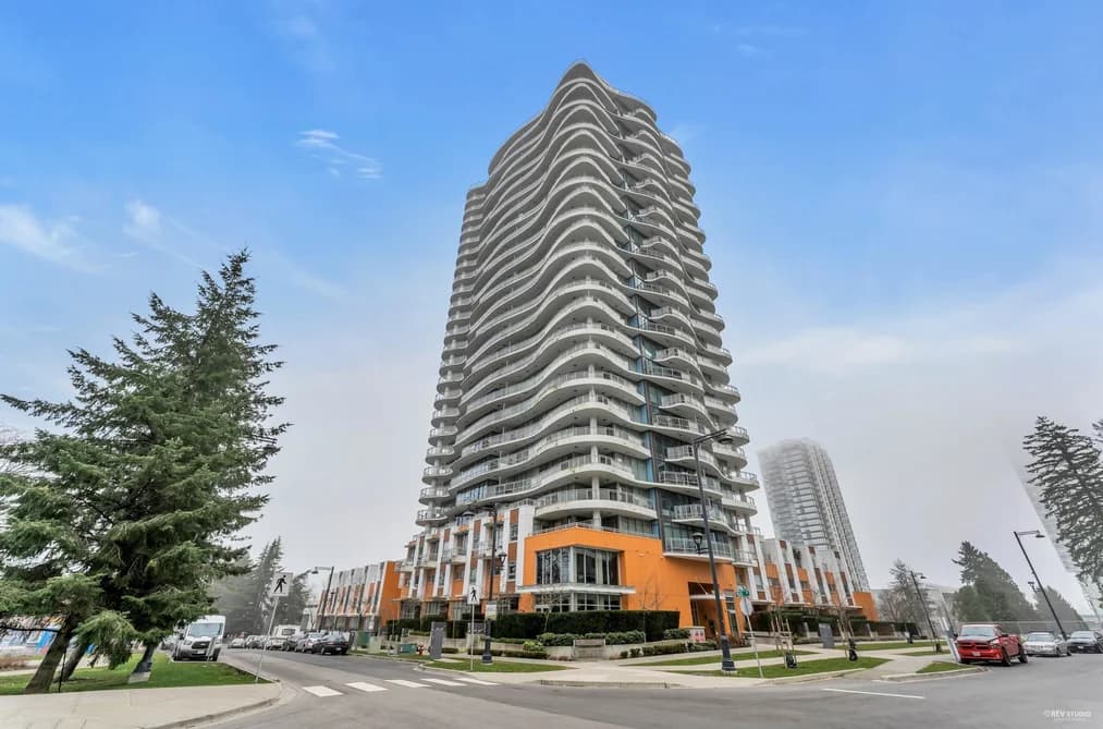 2003 13303 CENTRAL AVENUE, Surrey, BC — Residential for Sale - Photo 2