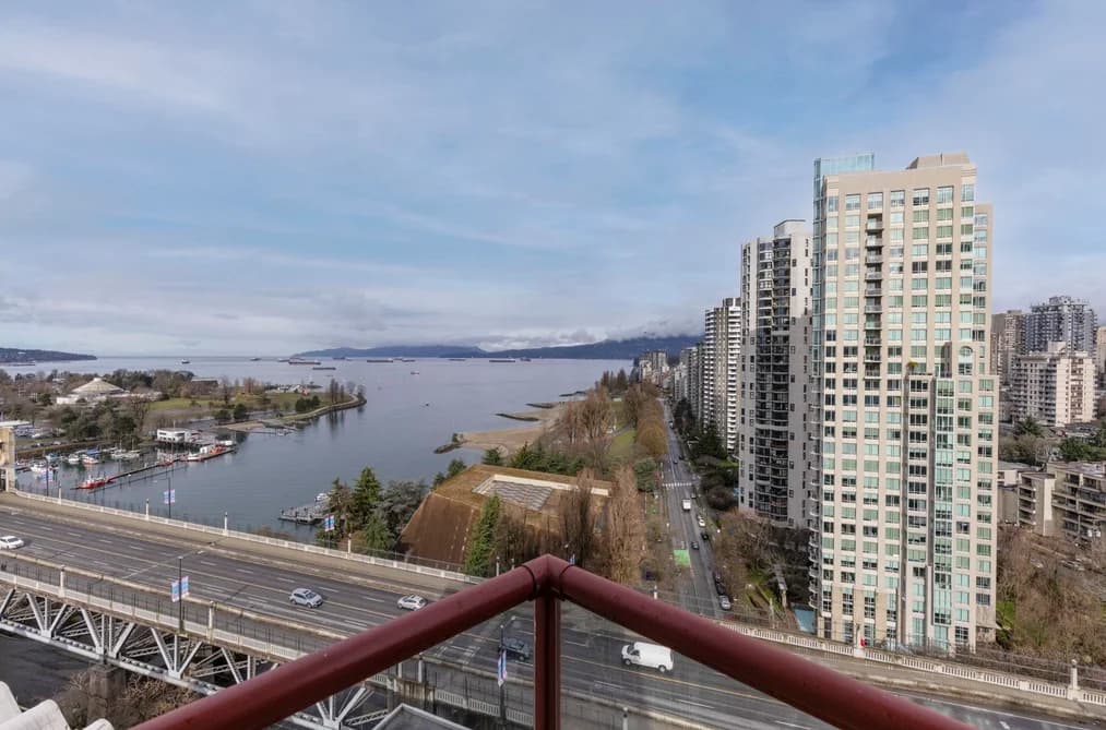 2005 1000 BEACH AVENUE, Vancouver, BC — Residential for Sale - Main Photo