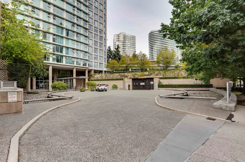 2008 1009 EXPO BOULEVARD, Vancouver, BC — Residential for Sale - Photo 2