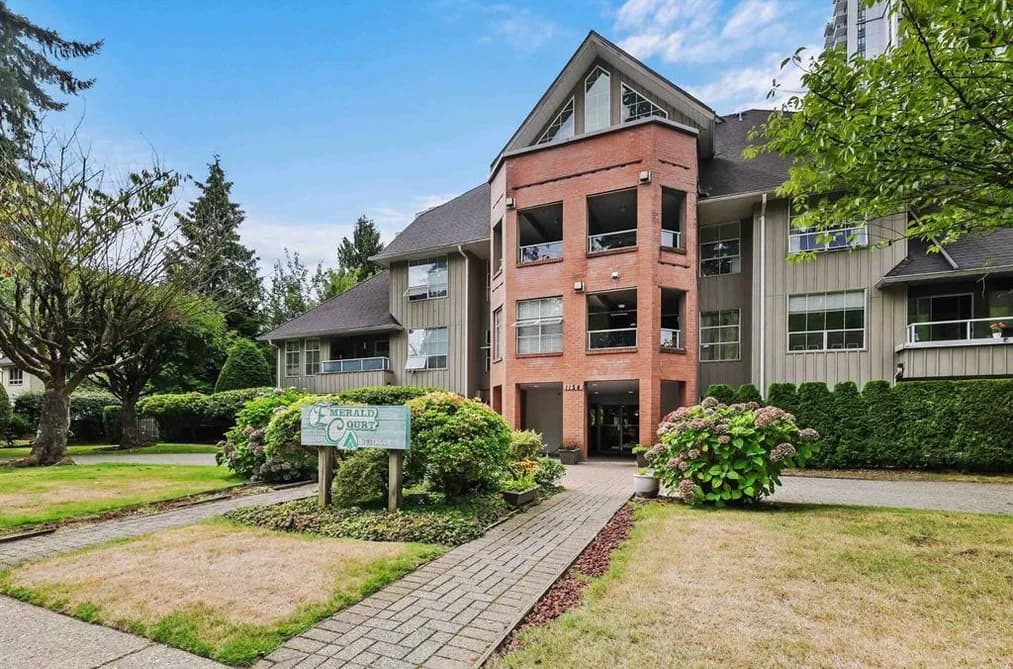 201 1154 WESTWOOD STREET, Coquitlam, BC — Residential for Sale - Main Photo