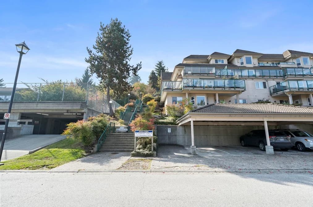 201 121 SHORELINE CIRCLE, Port Moody, BC — Residential for Sale - Photo 2
