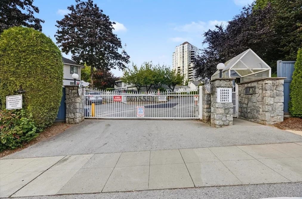 201 13863 100 AVENUE, Surrey, BC — Residential for Sale - Photo 2