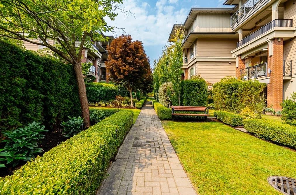 201 15357 17A AVENUE, Surrey, BC — Residential for Sale - Photo 2