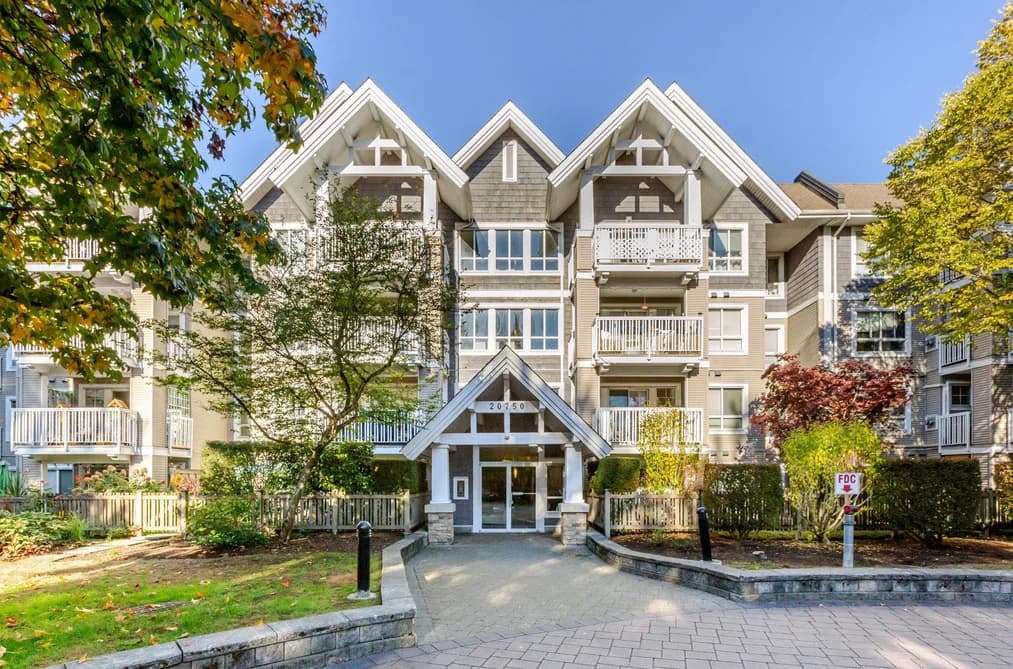201 20750 DUNCAN WAY, Langley, BC — Residential for Sale - Main Photo