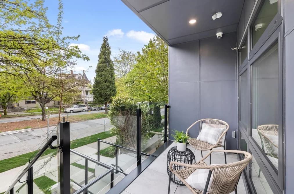 201 2135 E PENDER STREET, Vancouver, BC — Residential for Sale - Photo 2