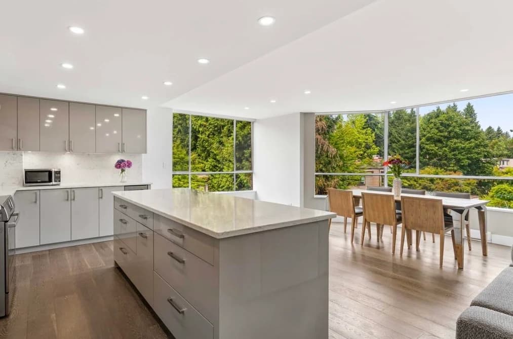 201 2140 BRIAR AVENUE, Vancouver, BC — Residential for Sale - Main Photo