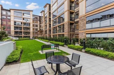 Condo for sale at 201 32445 Simon Avenue Abbotsford British Columbia - MLS: R3136371