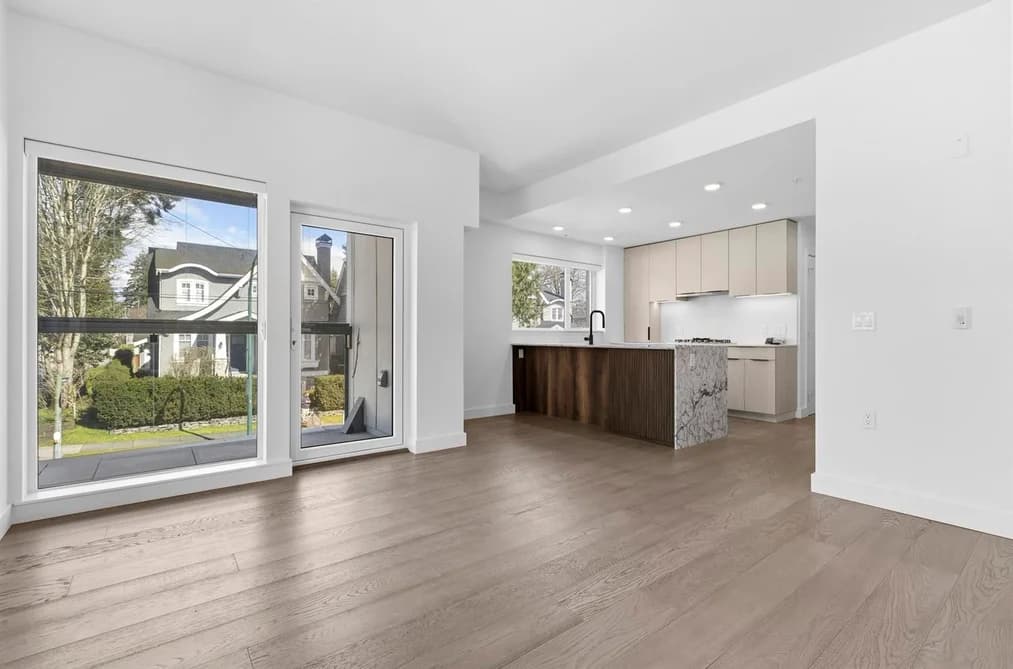201 3590 W 39TH AVENUE, Vancouver, BC — Residential for Sale - Main Photo