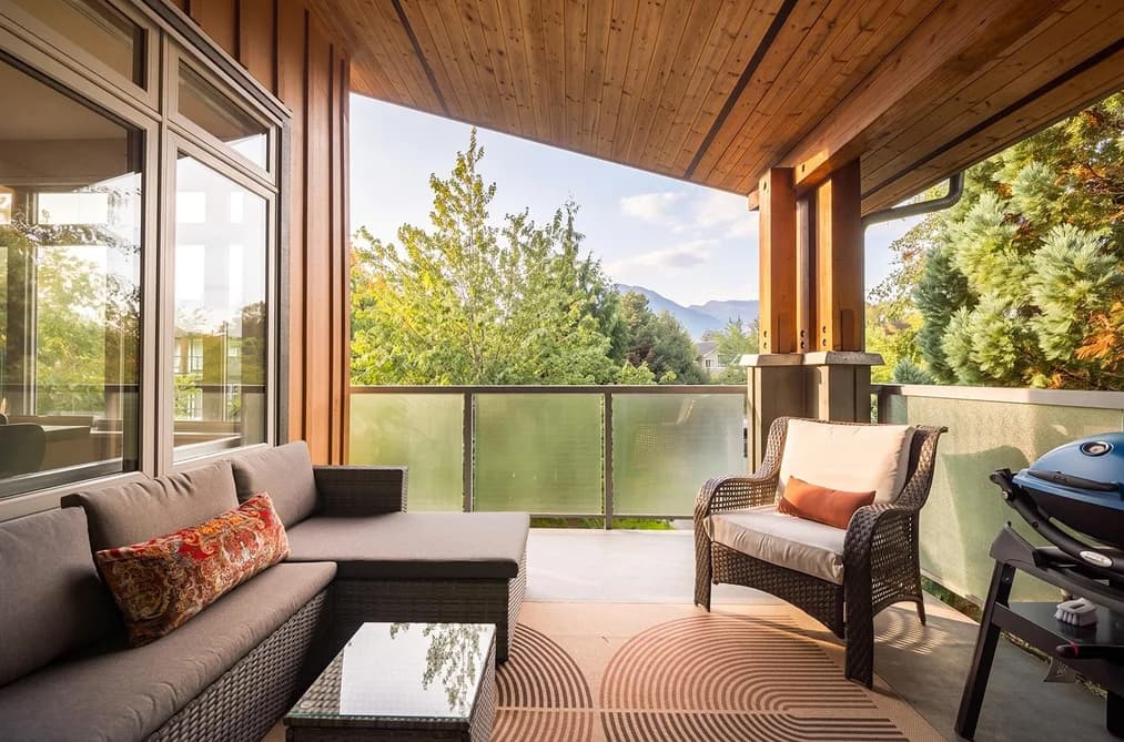 201 40147 GOVERNMENT ROAD, Squamish, BC — Residential for Sale - Main Photo