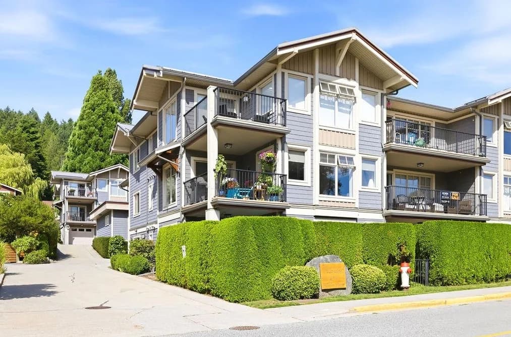 201 414 GOWER POINT ROAD, Gibsons, BC — Residential for Sale - Main Photo