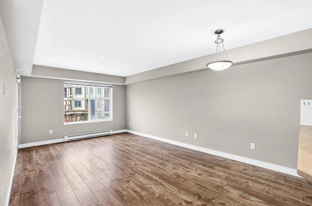 201 45559 YALE ROAD, Chilliwack, BC — Residential for Sale - Photo 2