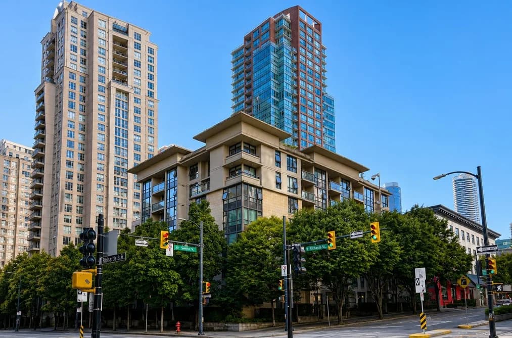 201 538 SMITHE STREET, Vancouver, BC — Residential for Sale - Main Photo