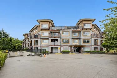 Condo for sale at 201 6960 120 Street Surrey British Columbia - MLS: R3145595
