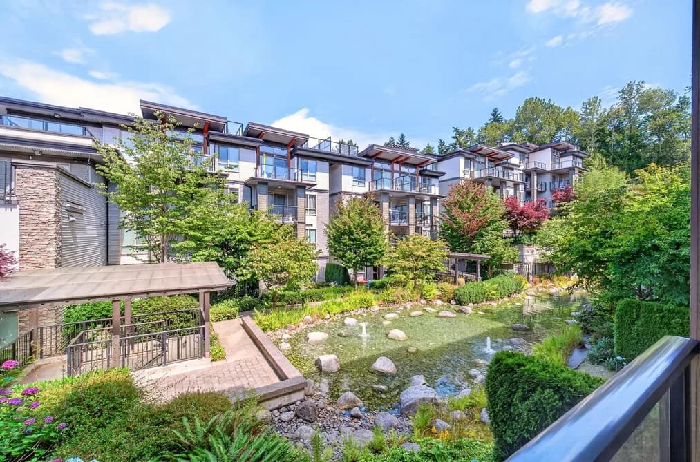 201 7428 BYRNEPARK WALK, Burnaby, BC — Residential for Sale - Photo 2
