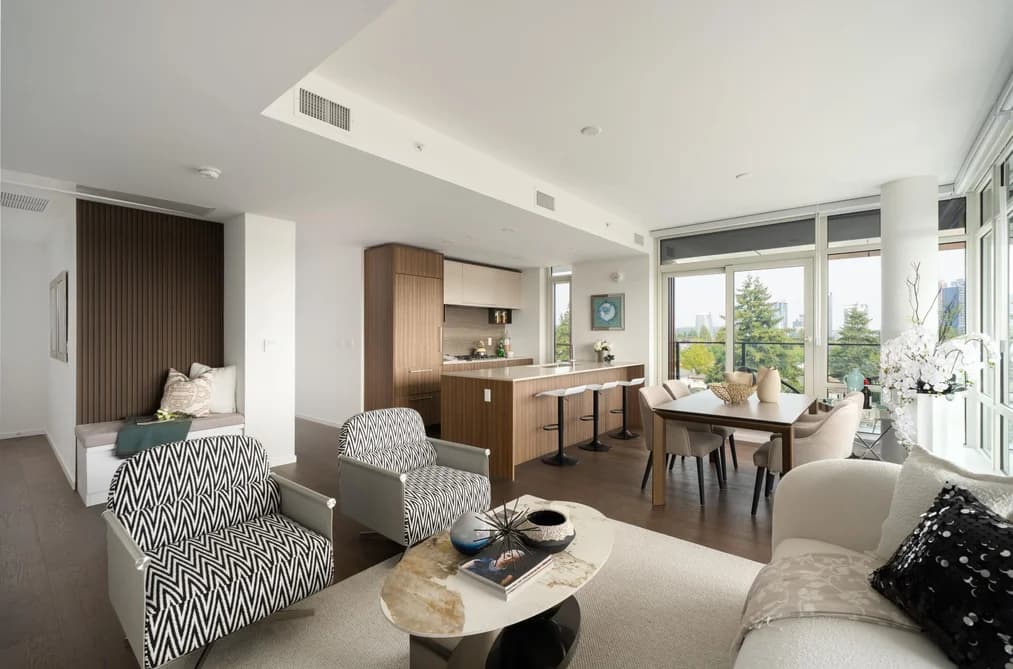 201 8486 OAK STREET, Vancouver, BC — Residential for Sale - Photo 2