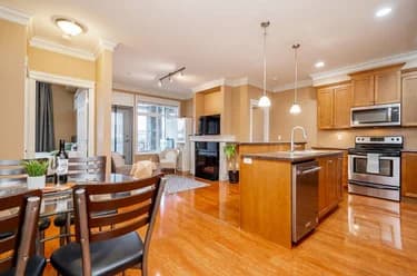 Condo for sale at 201 9108 Mary Street Chilliwack British Columbia - MLS: R3084552