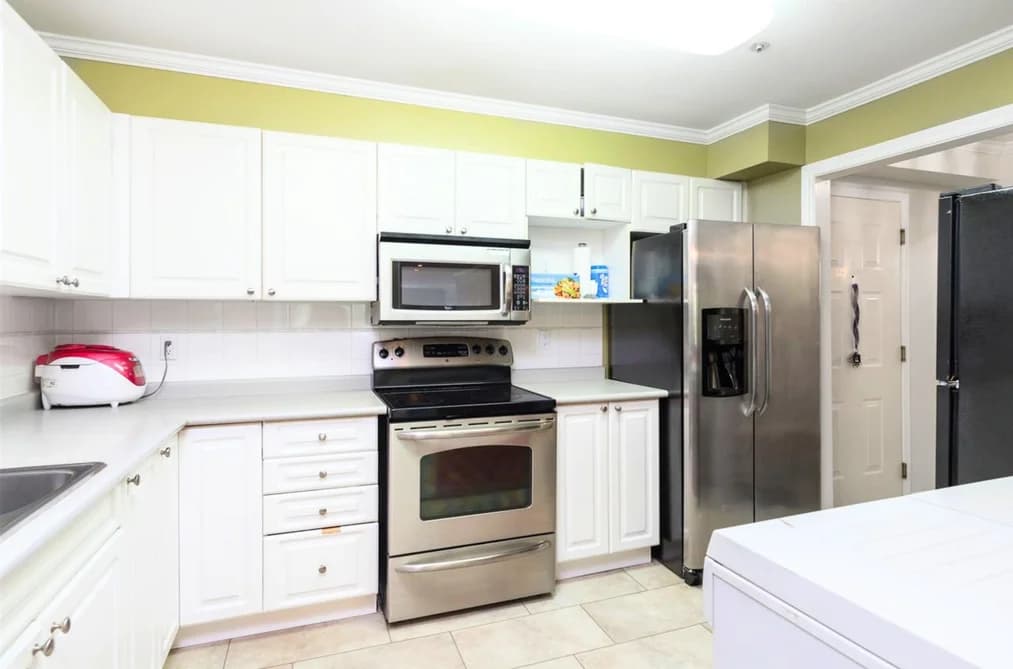 201 9626 148 STREET, Surrey, BC — Residential for Sale - Photo 2