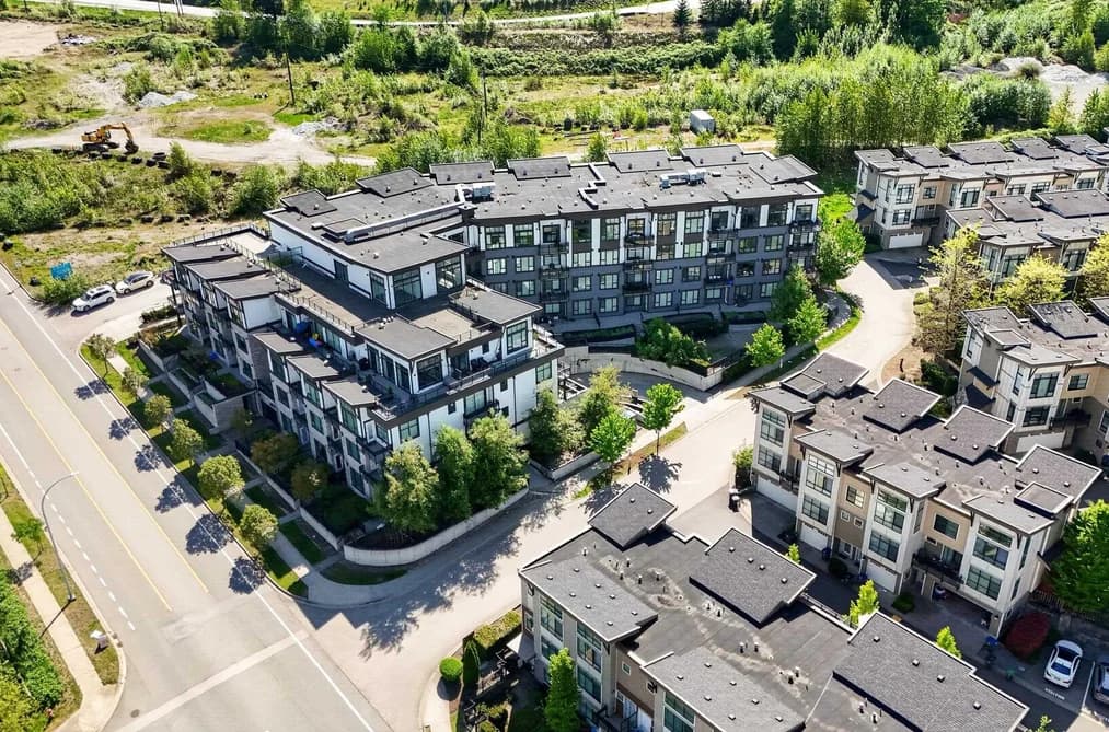 201 9983 E BARNSTON DRIVE STREET, Surrey, BC — Residential for Sale - Main Photo