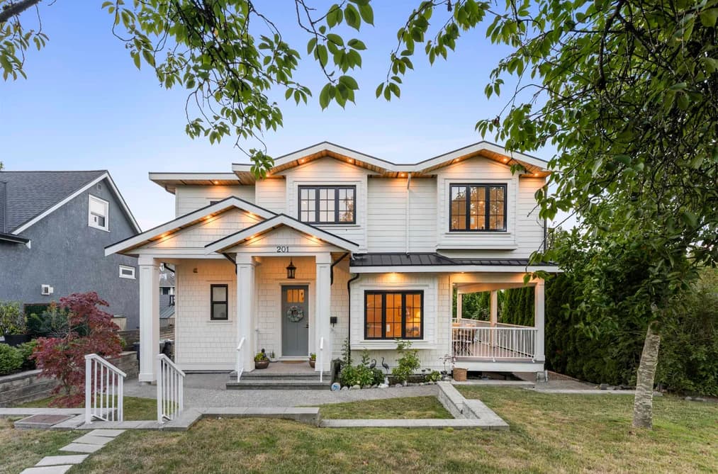 201 OSBORNE AVENUE, New Westminster, BC — Residential for Sale - Main Photo