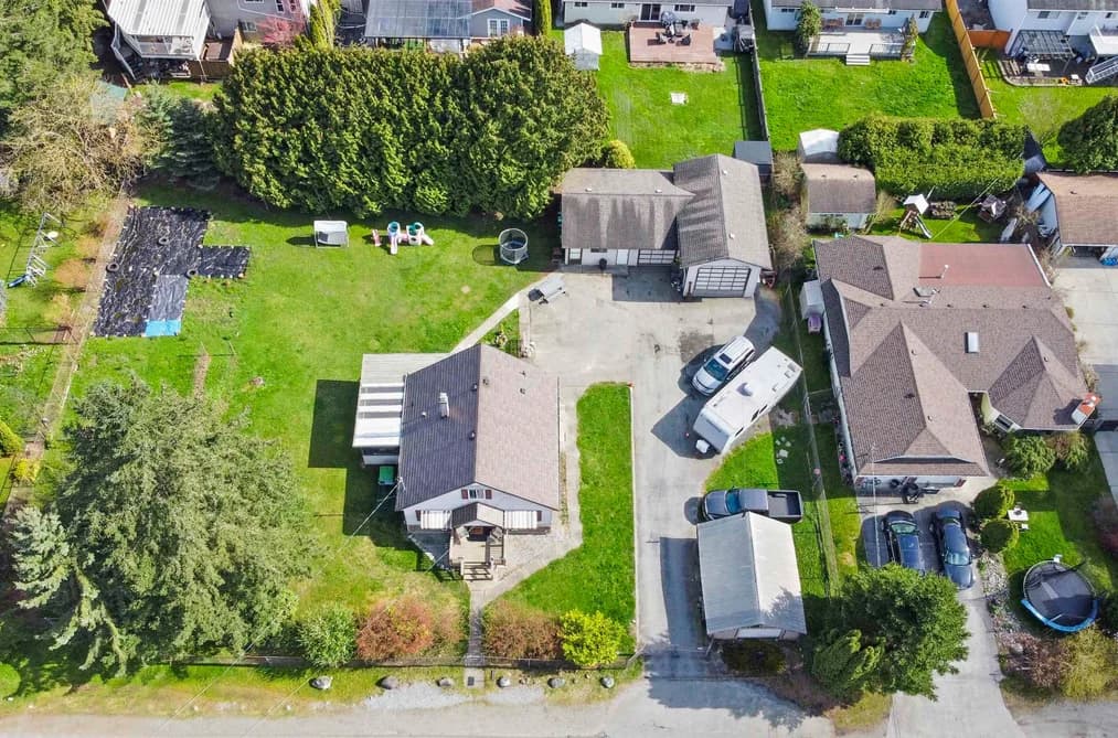 20138 LORNE AVENUE, Maple Ridge, BC — Residential for Sale - Main Photo