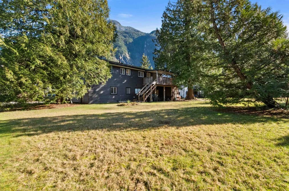 20143 SILVERVIEW ROAD, Hope, BC — Residential for Sale - Photo 2