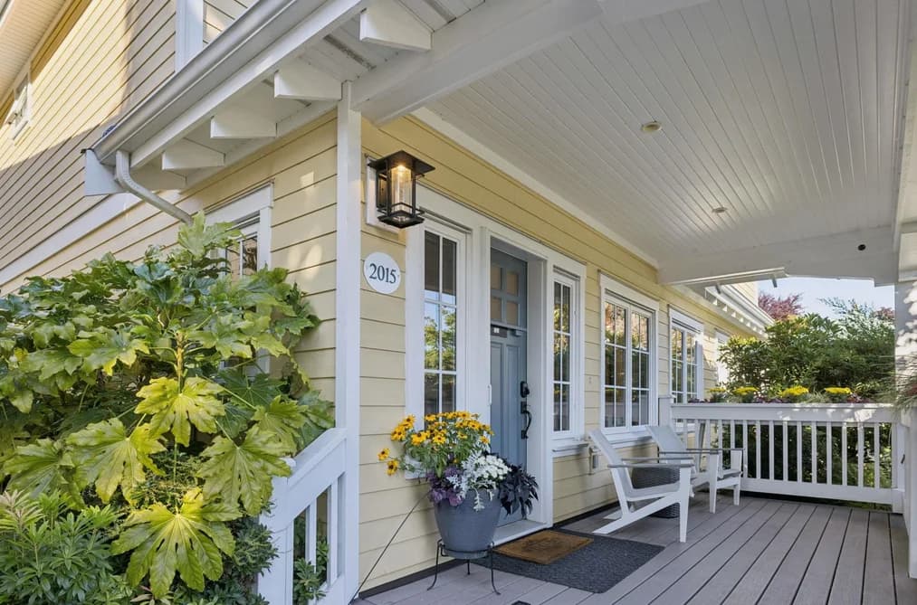 2015 ESQUIMALT AVENUE, West Vancouver, BC — Residential for Sale - Photo 2