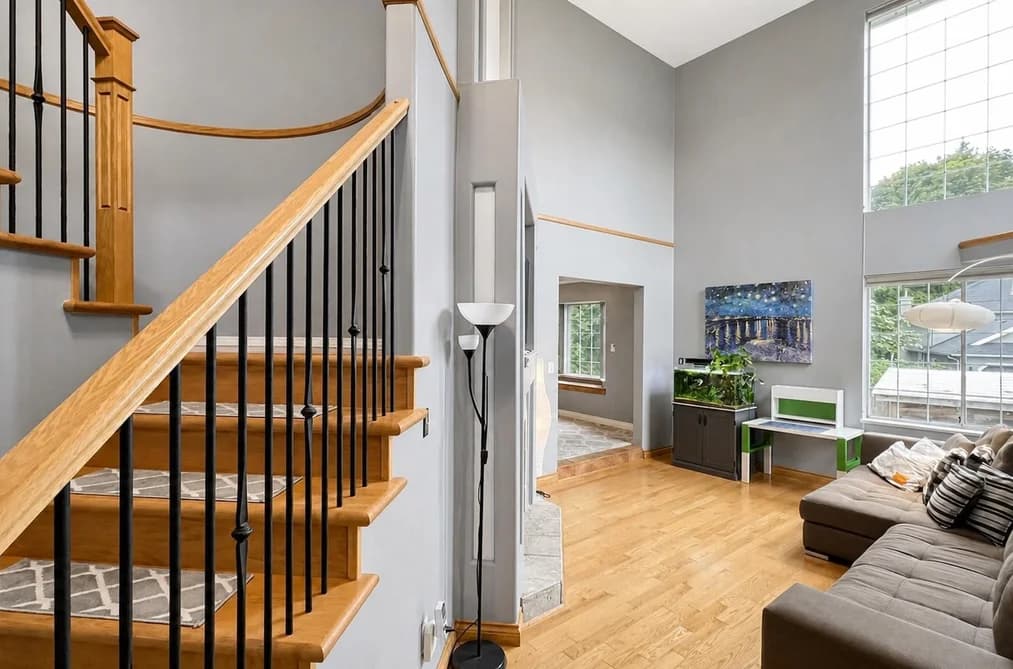 2016 WINTER CRESCENT, Coquitlam, BC — Residential for Sale - Photo 2
