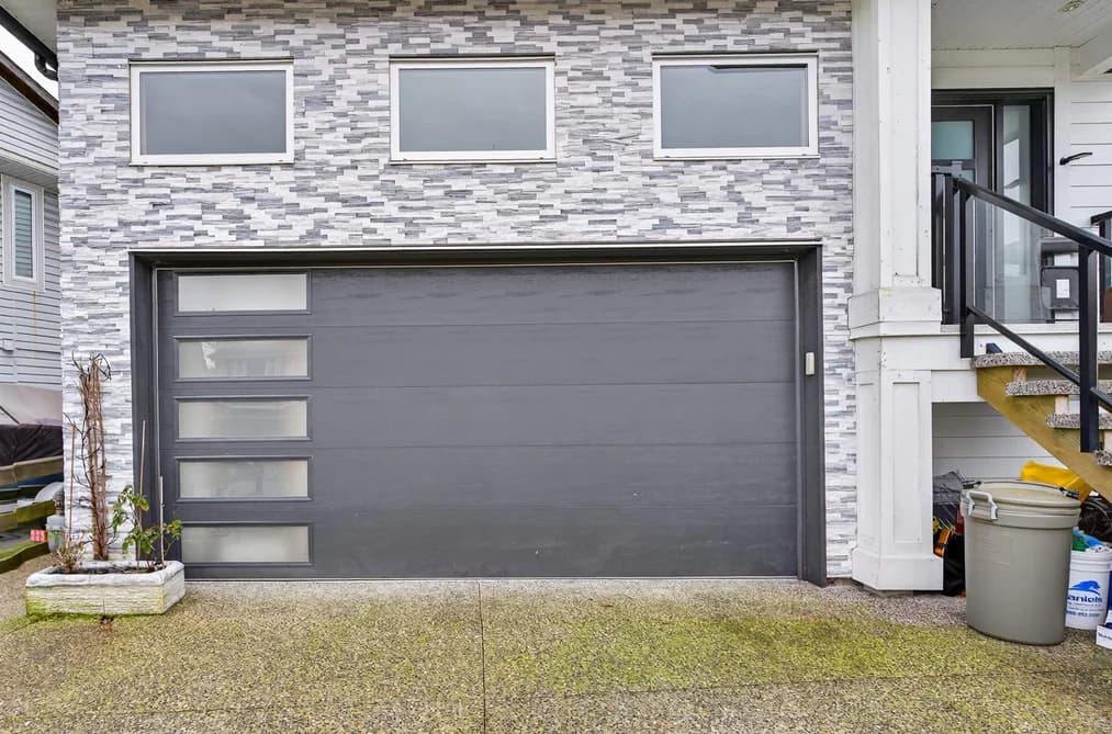 20180 STANTON AVENUE, Maple Ridge, BC — Residential for Sale - Photo 2