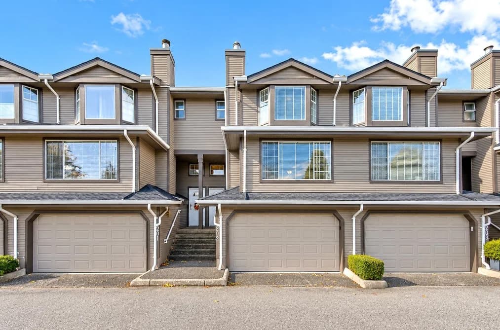 202 1140 CASTLE CRESCENT, Port Coquitlam, BC — Residential for Sale - Main Photo