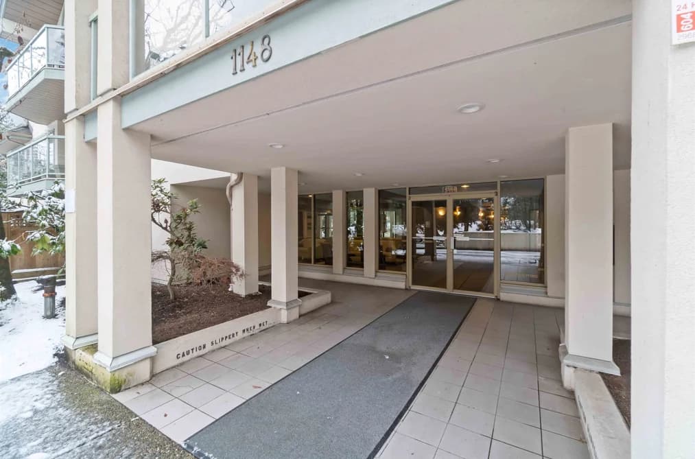 202 1148 WESTWOOD STREET, Coquitlam, BC — Residential for Sale - Photo 2