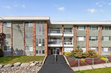 Condo for sale at 202 1331 Fir Street White Rock British Columbia - MLS: R3141013
