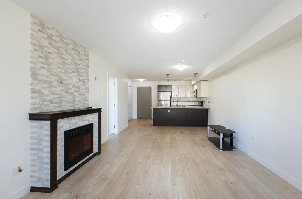 202 14960 102A AVENUE, Surrey, BC — Residential for Sale - Photo 2