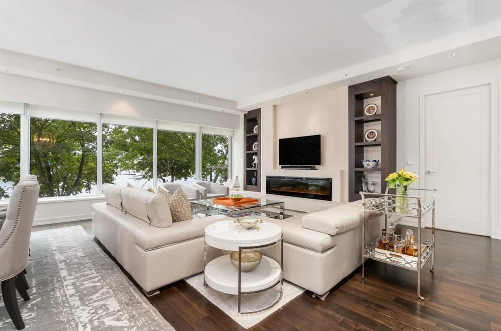 202 181 ATHLETES WAY, Vancouver, BC — Residential for Sale - Photo 2