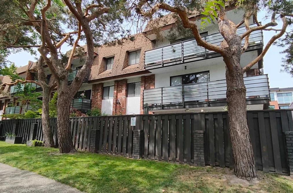202 1933 W 5TH AVENUE, Vancouver, BC — Residential for Sale - Photo 2