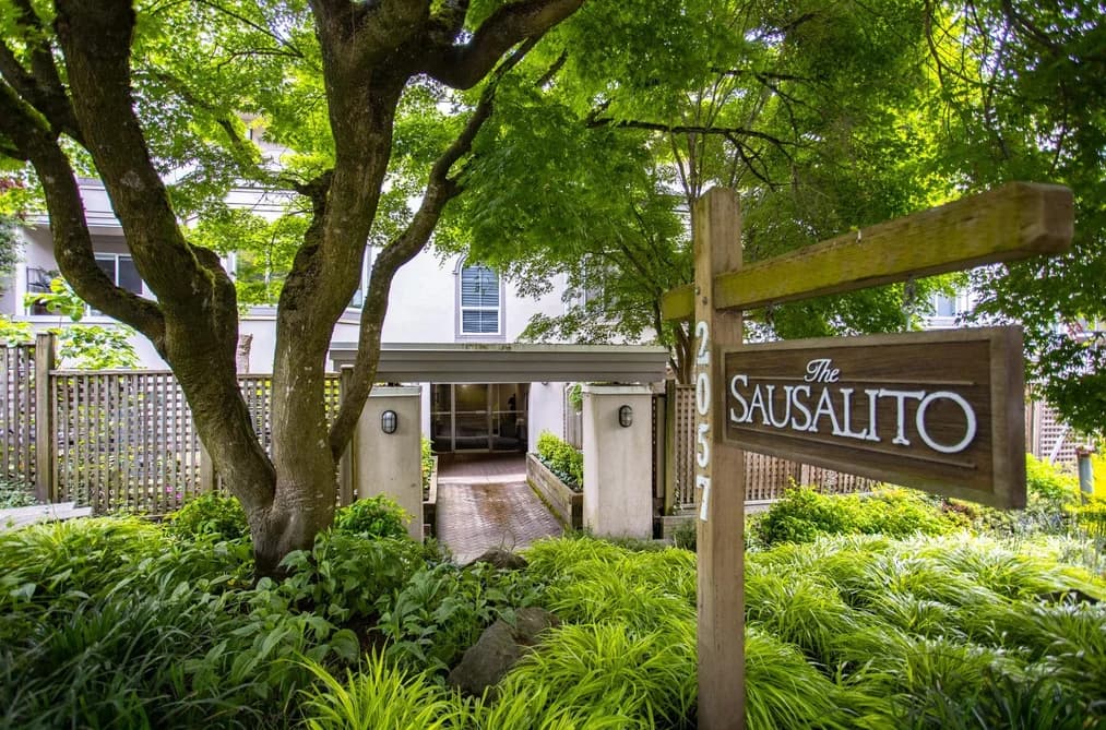 202 2057 W 3RD AVENUE, Vancouver, BC — Residential for Sale - Main Photo