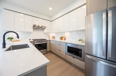 Condo for sale at 202 2277 Hawthorne Avenue Port Coquitlam British Columbia - MLS: R3124813