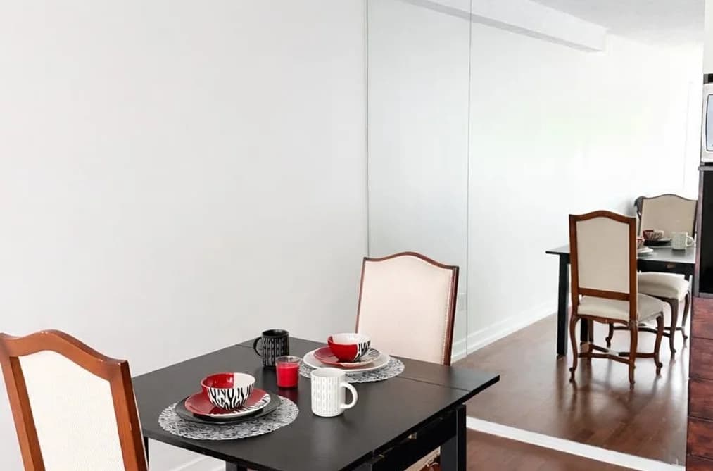 202 250 W 1ST STREET, North Vancouver, BC — Residential for Sale - Photo 2