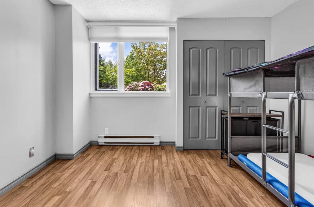 202 3980 CARRIGAN COURT, Burnaby, BC — Residential for Sale - Photo 2