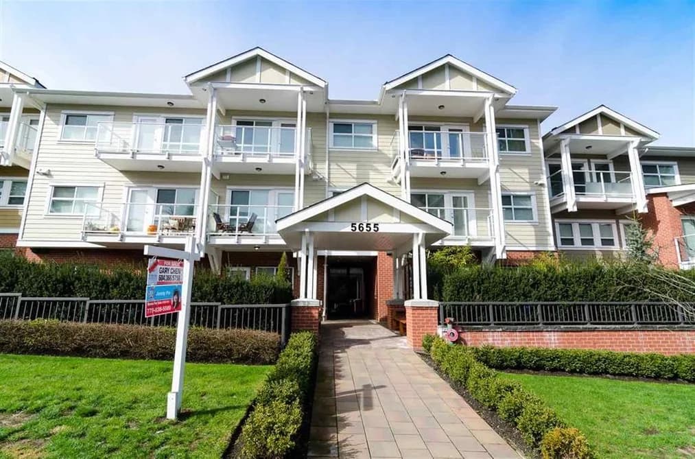 202 5655 INMAN AVENUE, Burnaby, BC — Residential for Sale - Main Photo