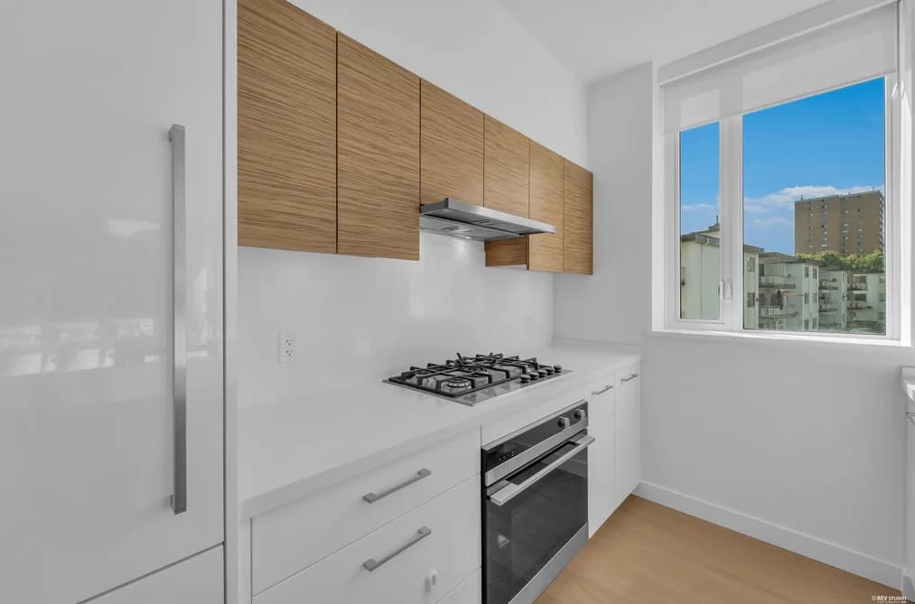202 7333 MURDOCH AVENUE, Richmond, BC — Residential for Sale - Photo 2
