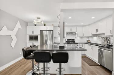 Condo for sale at 202 812 Milton Street New Westminster British Columbia - MLS: R3145186