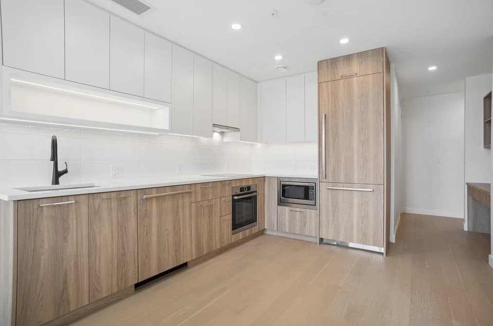 202 8398 OAK STREET, Vancouver, BC — Residential for Sale - Photo 2