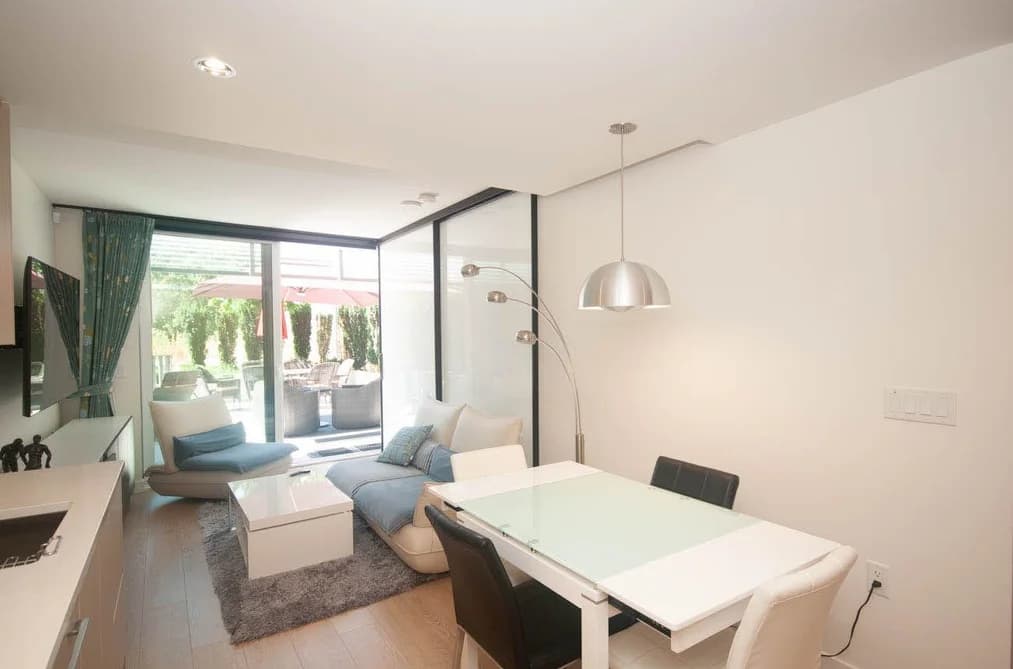 202 89 NELSON STREET, Vancouver BC V6Z 3G7 - Photo 1