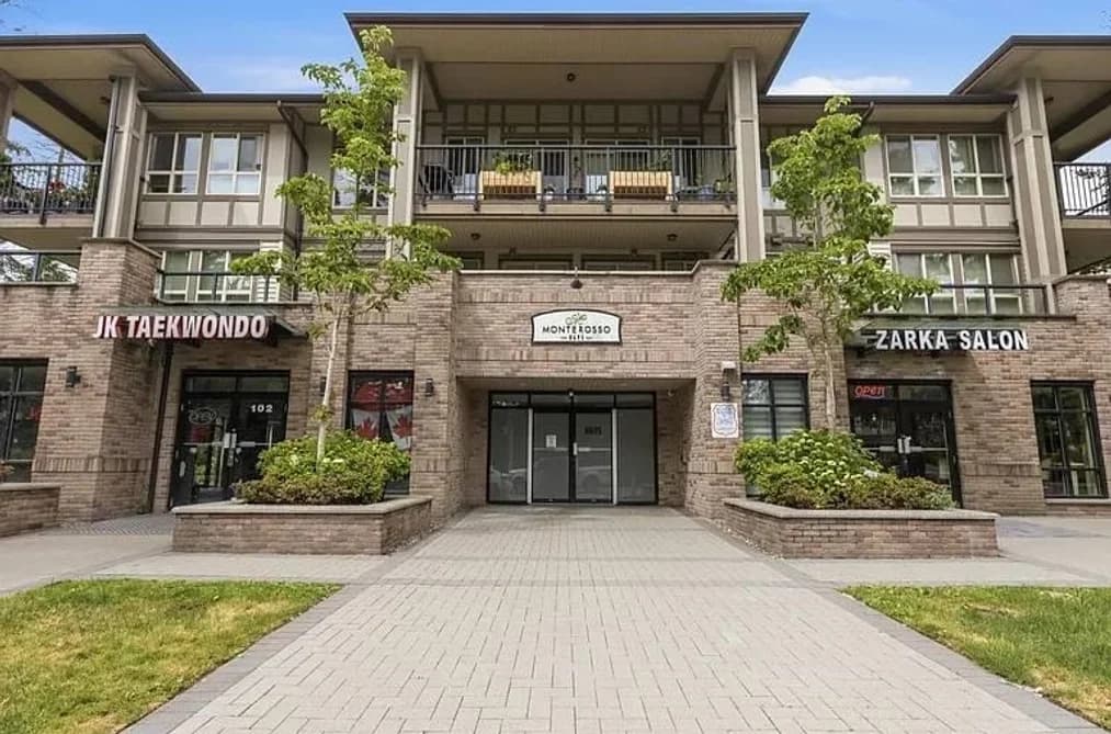 202 8695 160 STREET, Surrey BC V4G 1N4 - Photo 1
