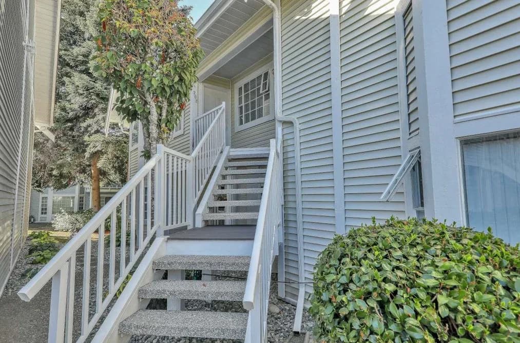 202 9109 154 STREET, Surrey, BC — Residential for Sale - Photo 2