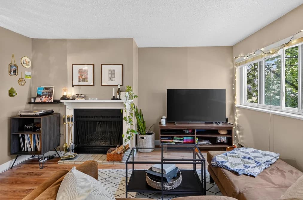 202 936 BUTE STREET, Vancouver, BC — Residential for Sale - Photo 2