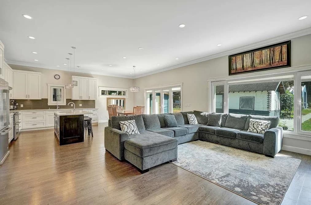 20210 28 AVENUE, Langley, BC — Residential for Sale - Photo 2